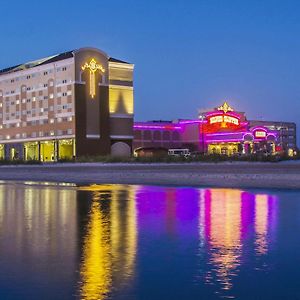 Silver Slipper Casino Hotel (Adults Only)